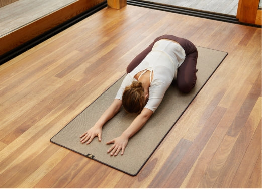 RESTORATIVE & YIN YOGA