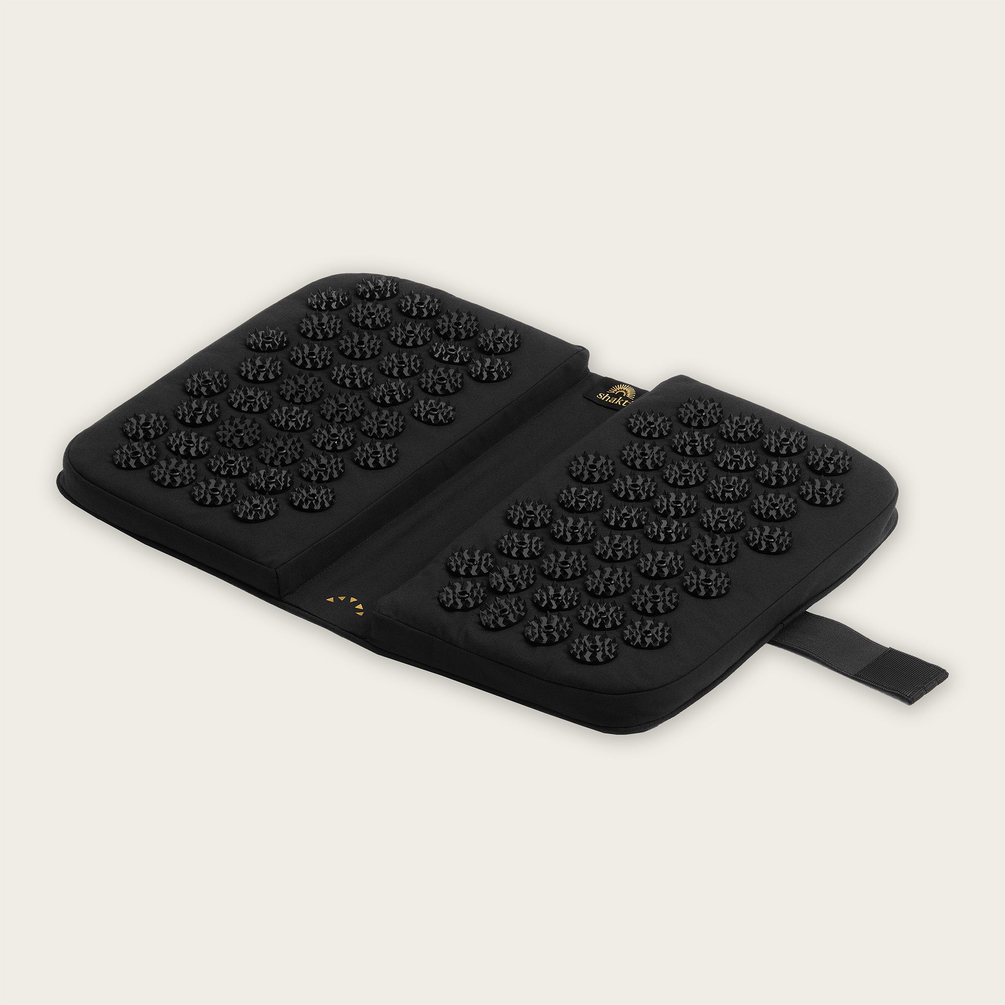 01_Shakti-To-Go-Acupressure-Footpad-Black-Open-Front.jpg