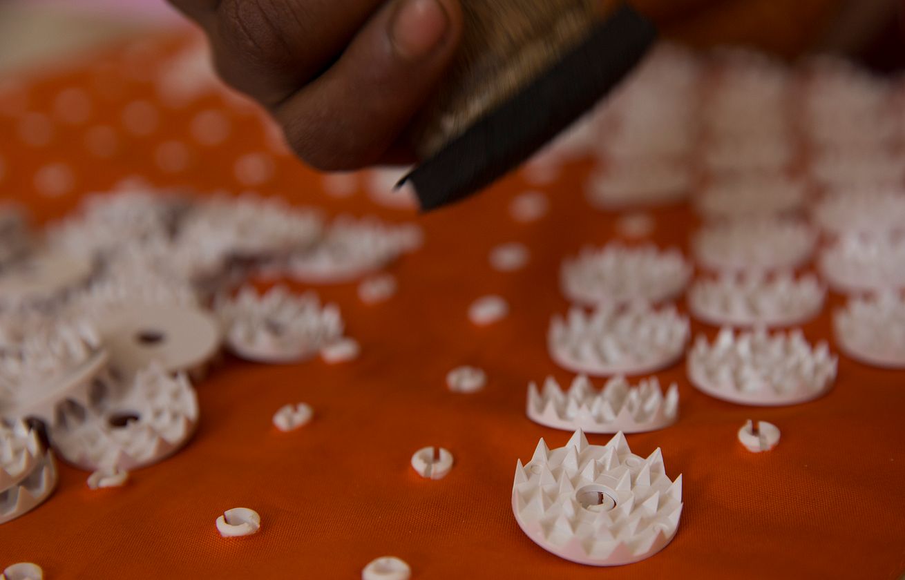 Varanasi__ruhanikaur_India_2019_Stamping_In_The_Spikes_03.jpg